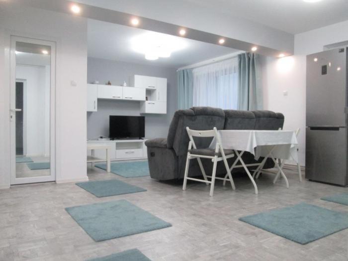 Apartament Sarra Targoviste Buitenkant foto